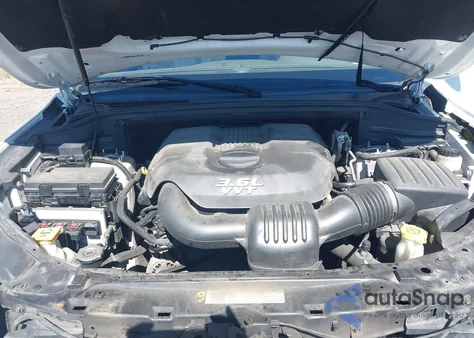 2013 Jeep Grand Cherokee Laredo из США, поврежденный, VIN 1C4RJFAGXDC549440